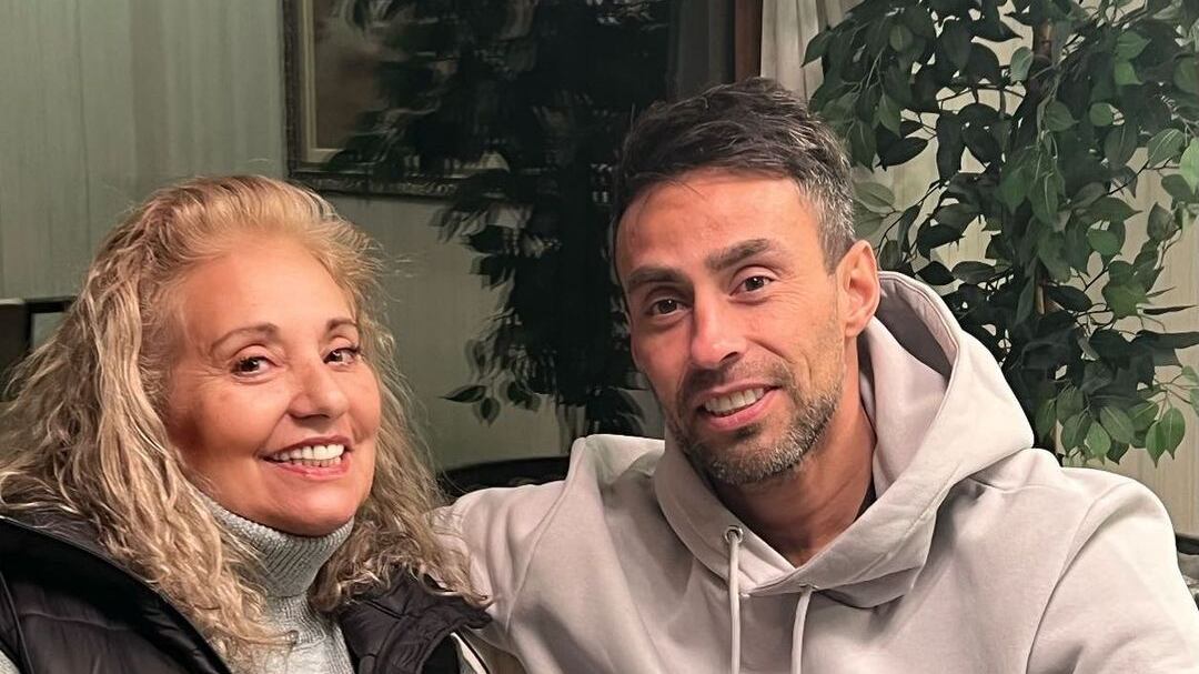 Revelan situación de madre de Jorge Valdivia tras conocer primera denuncia contra su hijo por violación