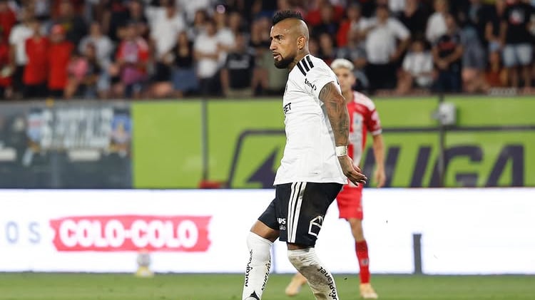 Colo Colo Arturo Vidal