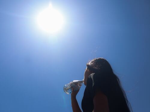 Sigue el calor extremo en la zona central del país: ¿Cuáles son los motivos?