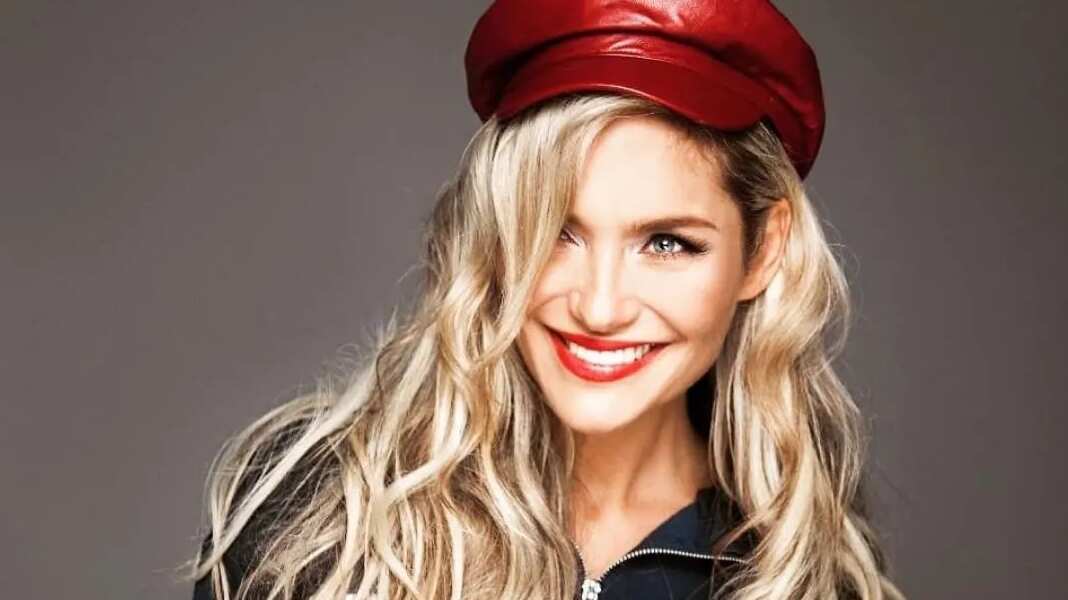 La modelo, numeróloga y cantante, María Eugenia "Kenita" Larraín.