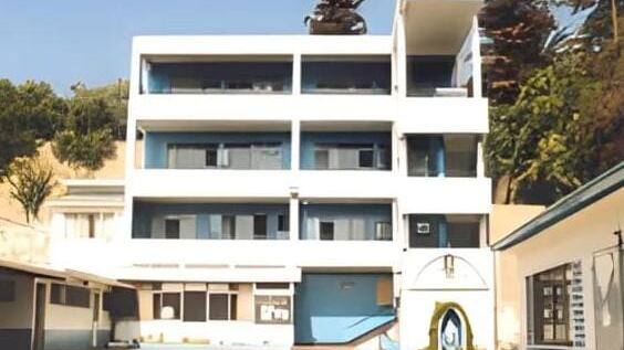 Niña de sexto básico del Colegio Inmaculada de Lourdes de Viña del Mar termina quemada tras experimento.