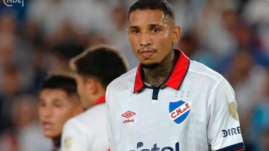 El defensor uruguayo falleció a menos de una semana de haberse desplomado en medio del partido Sao Paulo-Nacional, tras sufrir un incidente cardiaco en el estadio Morumbi.