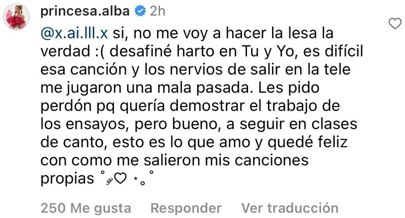 La artista nacional reconoció haber desafinado en los Premios Pulsar debido a los nervios de presentar su show "en la tele".