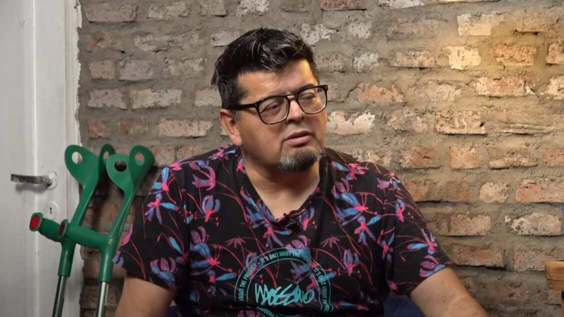 “Se me infectó el pie, pasaron tres días y ya estaba para cortarse, entonces fue culpa mía. Me amputaron porque me podía dar una septicemia, enfermarme y morir”, reveló El Indio de Dinamita Show, quien cabe recordar, afirmó que dio por terminada su carrera de humorista.
Y en esa misma línea, también habló sobre las expectativa que tiene sobre su enfermedad. Medina se mostró confiada en volver a caminar sin la asistencia de las muletas.
“El doctor me dijo que sí, que podía andar bien, pero que debería tener un poco más de cuidado, no tropezar más veces de lo habitual. Ya superé el tema, ahora me río”, cerró.