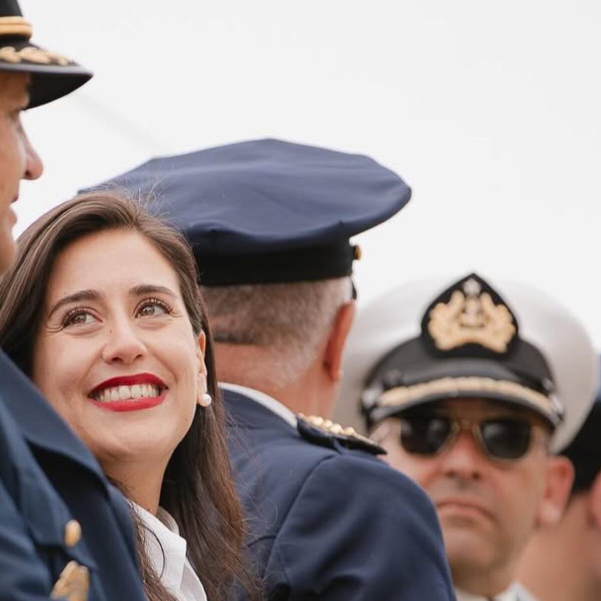 Alcaldesa Ripamonti felicita a Bomberos de Viña del Mar Alcaldesa Ripamonti felicita a Bomberos de Viña del Mar