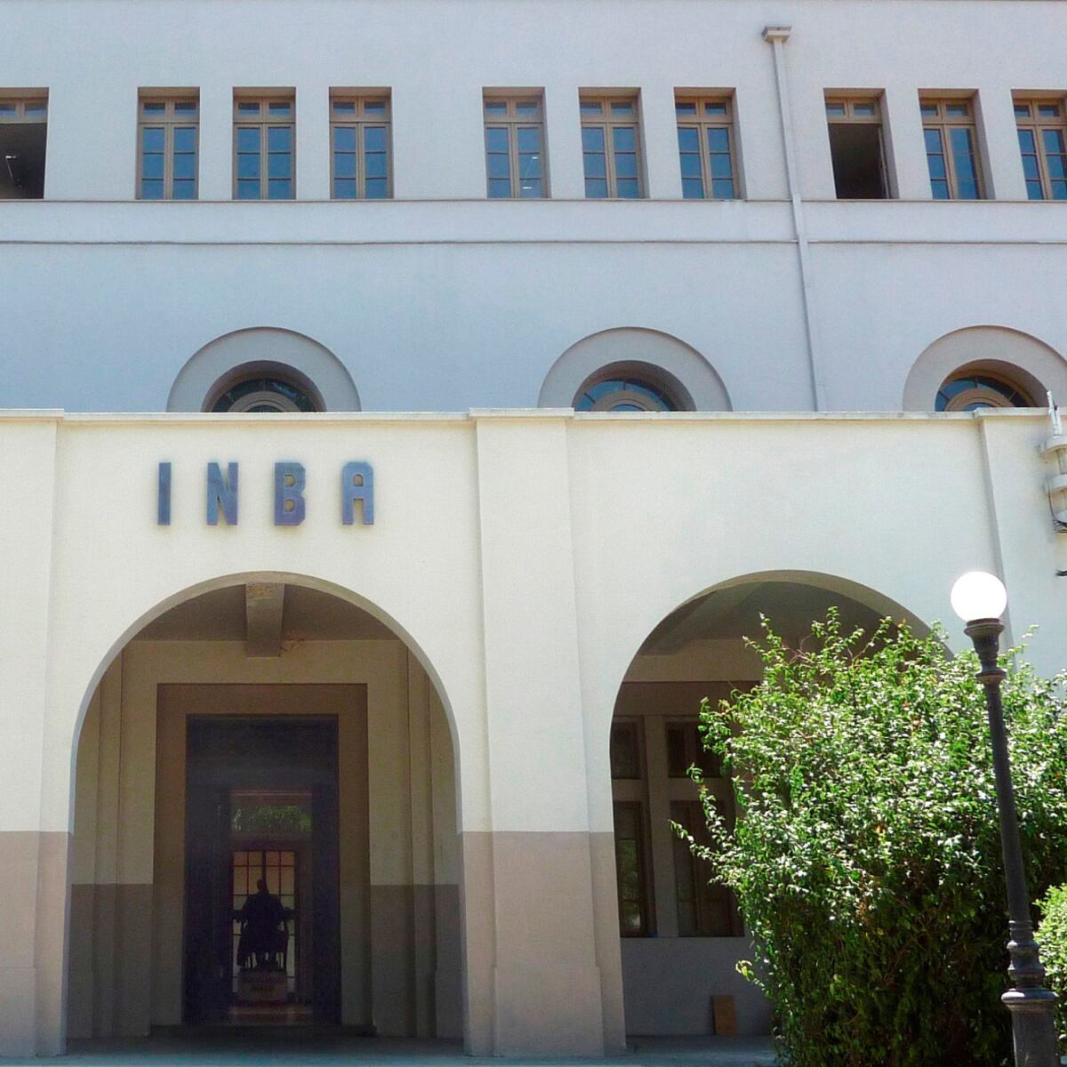 Exigen renuncia de rector interino del INBA por supuestos comentarios ofensivos sobre estudiantes con autismo Exigen renuncia de rector interino del INBA por supuestos comentarios ofensivos sobre estudiantes con autismo