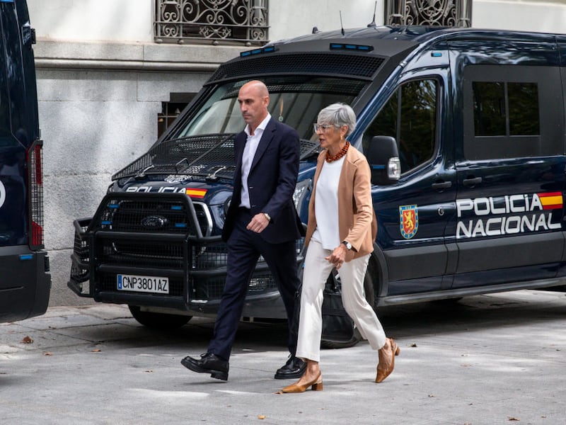 Luis Rubiales y su estrepitosa caída en seis meses: de rey del fútbol español a acusado de abusos y corrupción
