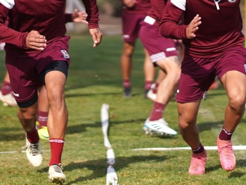 “Debieron intervenir jugadores del plantel”: revelan detalles de “un fuerte encontrón” entre DT de un club de Primera División y uno de sus futbolistas