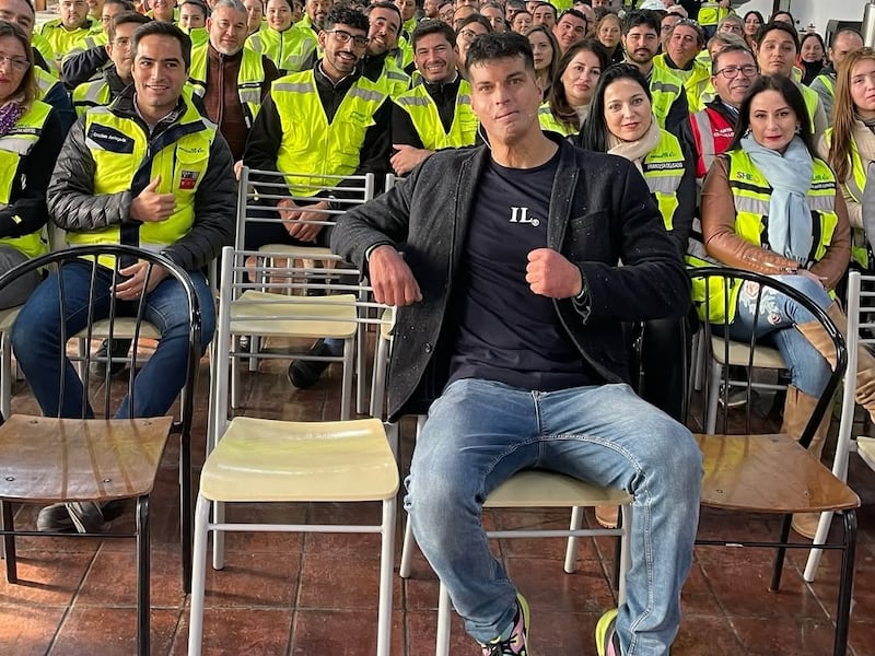 El modelo y chico reality debutó en el mundo de las charlas motivacionales.
