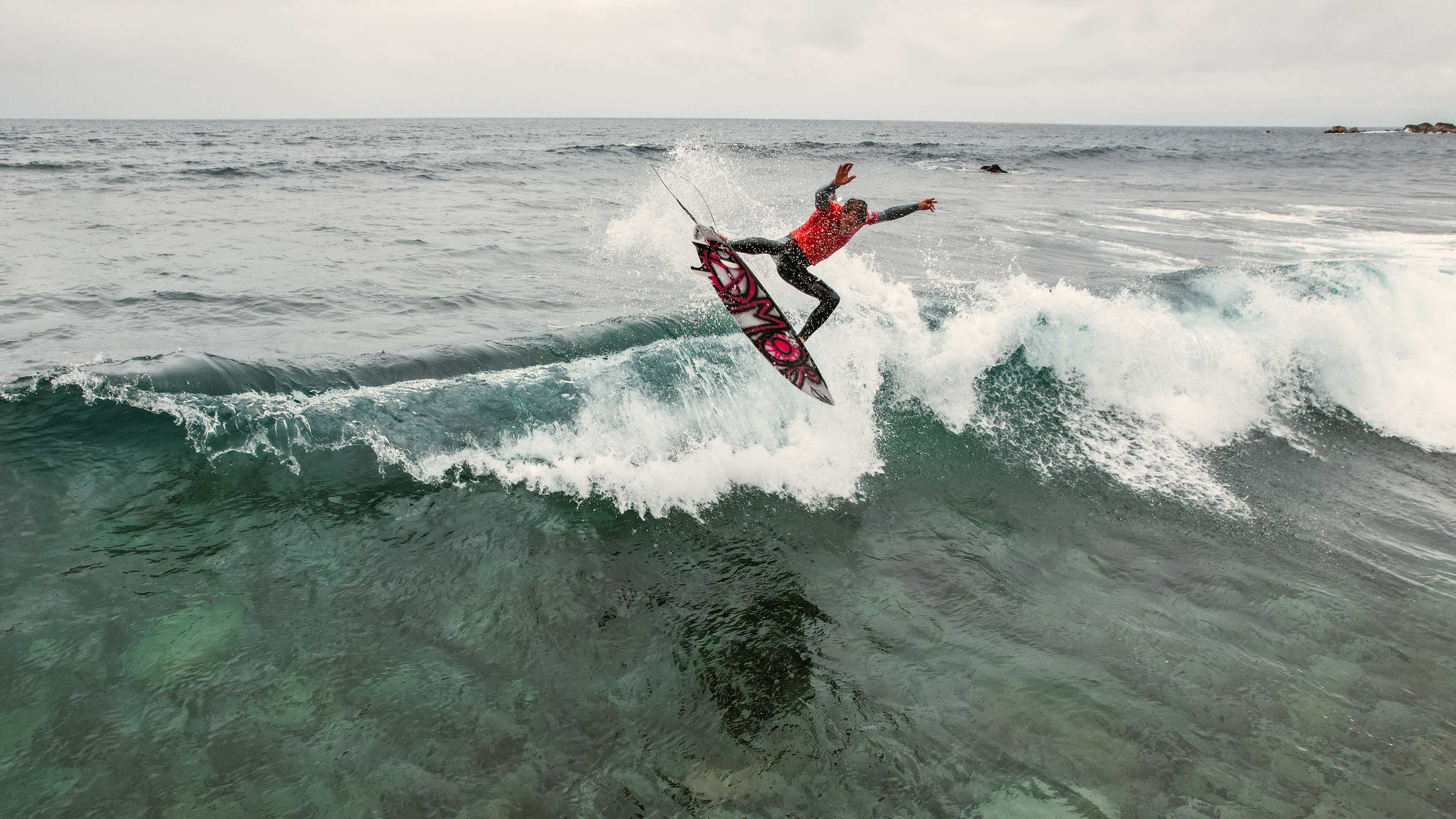 Maximiliano Cross / Latinwave