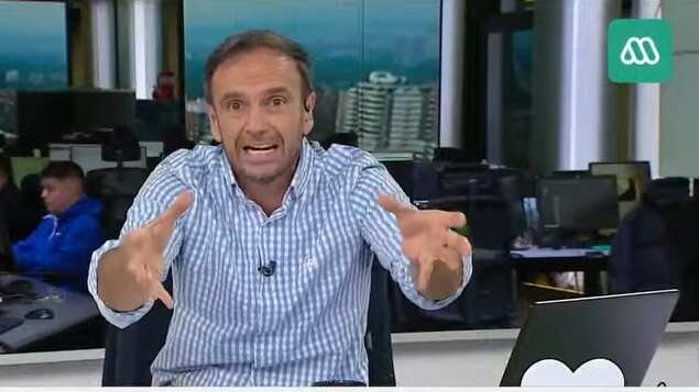 El conductor de Meganoticias Alerta criticó al entrenador de Colo Colo por no acertar con la formación que necesitaban los albos para ganar a Pereira y no quedar eliminados de Copa Libertadores.