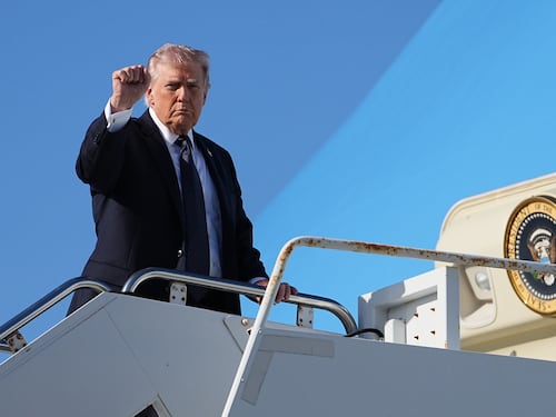 “La guerra está prácticamente terminada”: Donald Trump se contradice al decir cuánto tiempo tardará en finalizar el conflicto en Medio Oriente