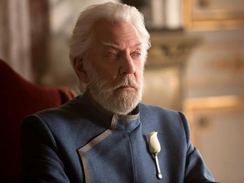 Falleció Donald Sutherland, actor que interpretó al presidente Snow en ‘Los Juegos del Hambre’