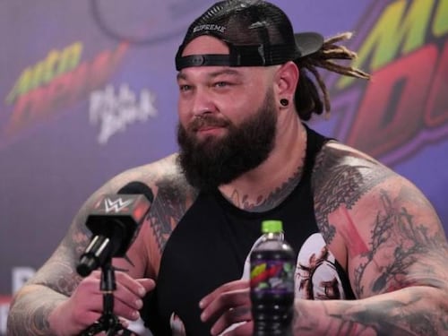 La increíble razón por la que la WWE renovó el contrato de Bray Wyatt pese a su muerte