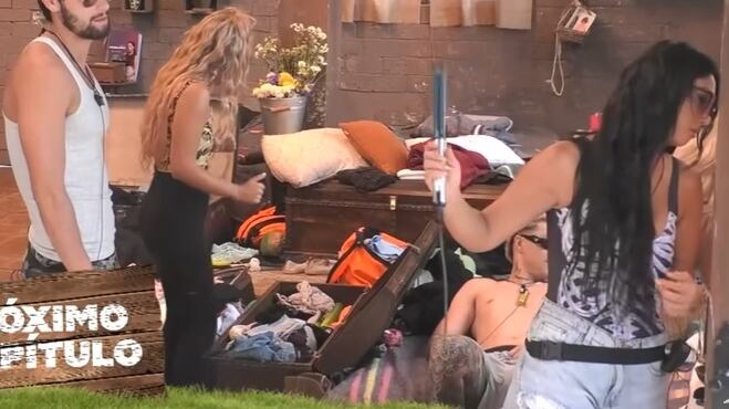 Un tenso momento tendrá el próximo episodio del reality cuando la Fiera le pida una tregua a Jhonatan para que el modelo la deje tranquila en el encierro peruano.