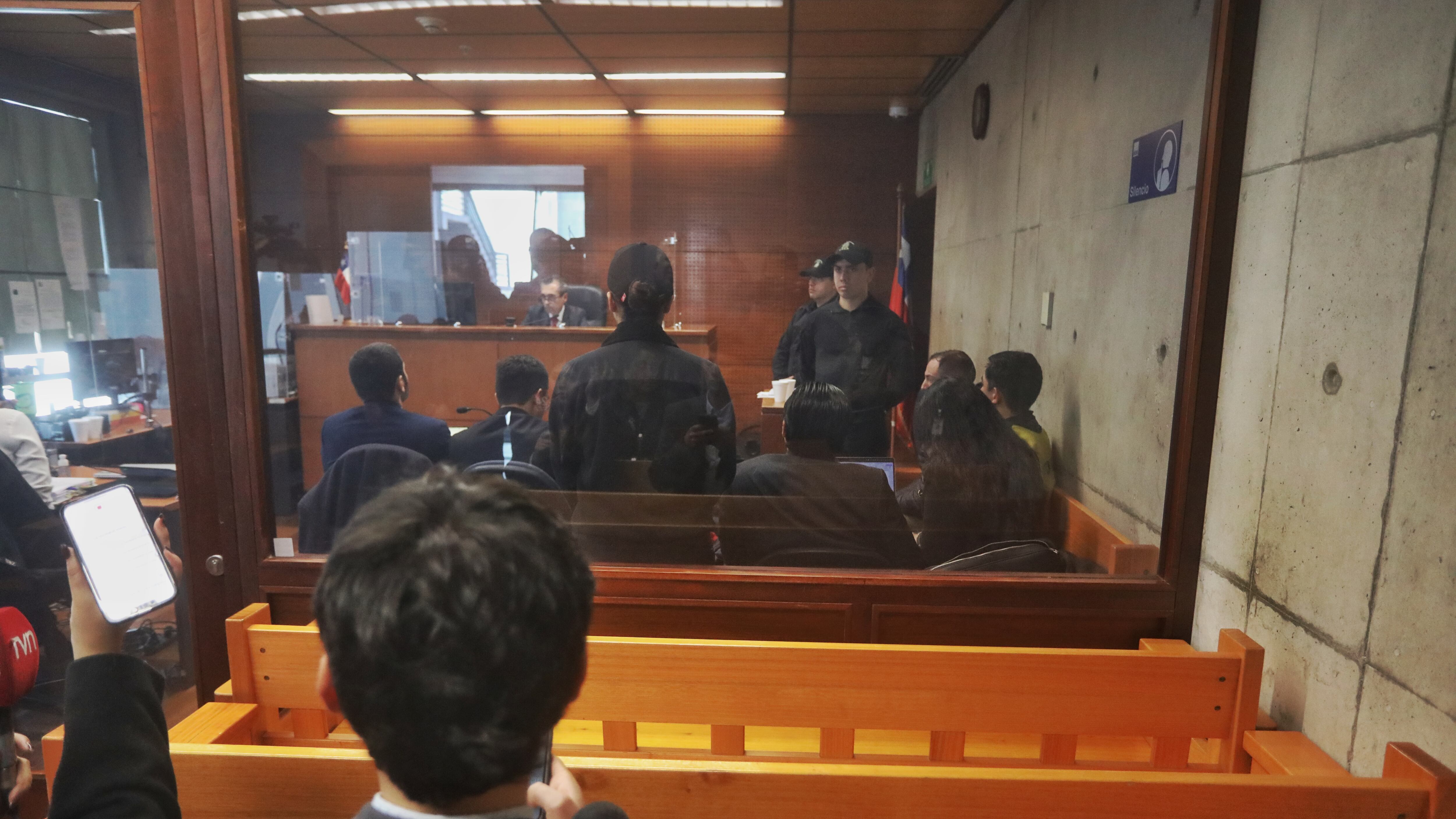 Se realiza la formalización de dos imputados por el delito de homicidio calificado, en calidad de autores, en contre del ciudadano Francisco Albornoz. | 7 de junio de 2025/SANTIAGO
FOTO: SEBASTIAN BELTRAN GAETE / AGENCIAUNO