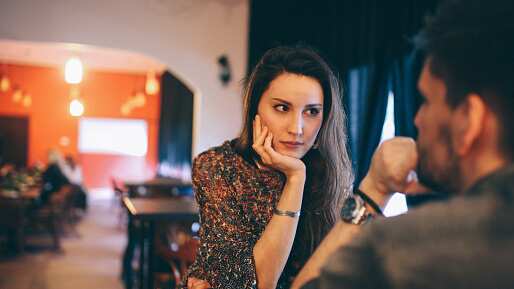 Cinco acciones que debes evitar en una primera cita