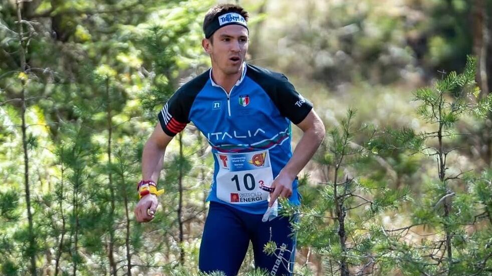 El atleta italiano falleció en plena competencia, durante su participación en los XII Juegos Mundiales de Chengdú, en China.
