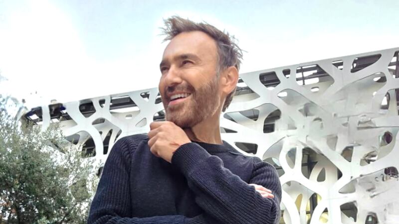 Jordi Castell la tiró con ventilador: “¿Por qué no hablamos de las adicciones de los otros animadores? Esos que tienen que andar con chaperones”