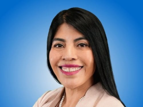 Formalizan a estudiantes por agresión a ministra Ximena Lincolao: tribunal fija 120 días de investigación