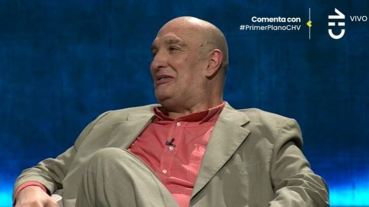 “Me dolió, me trataron mal”: El 'Kiwi' recordó su polémico despido de TVN por beso no consentido a Pamela Leiva