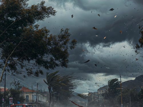 Alerta por vientos de 70 km/h: Las 4 regiones de Chile bajo aviso meteorológico por sistema frontal
