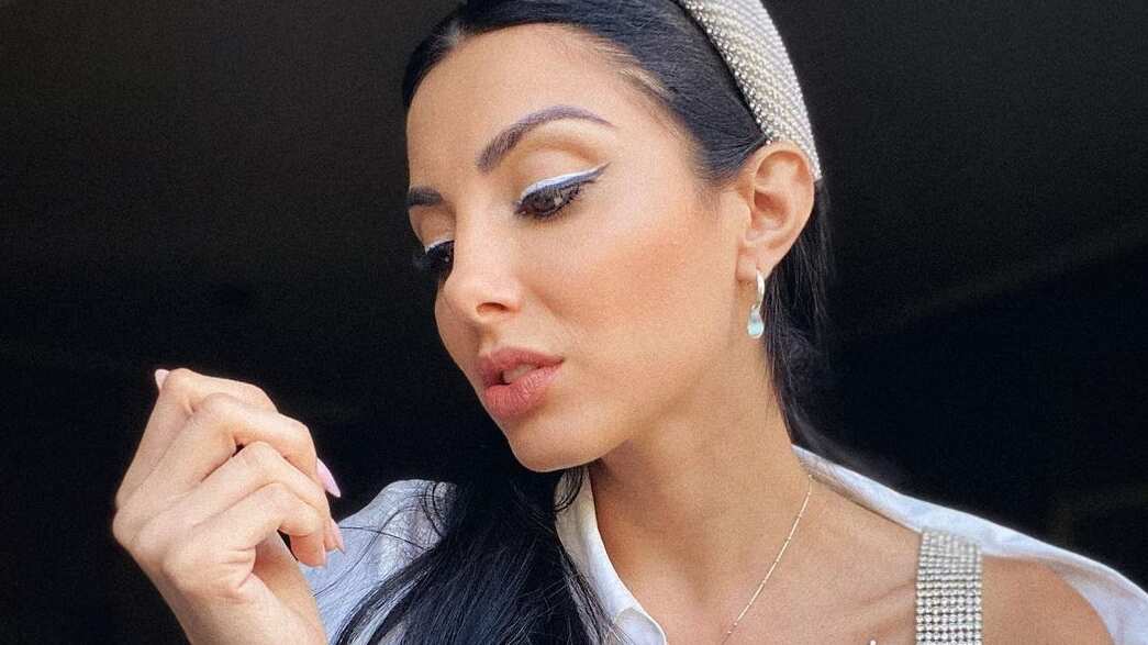 La exchica reality, Flavia Medina, negó que mantenga una orden de detención en su contra.