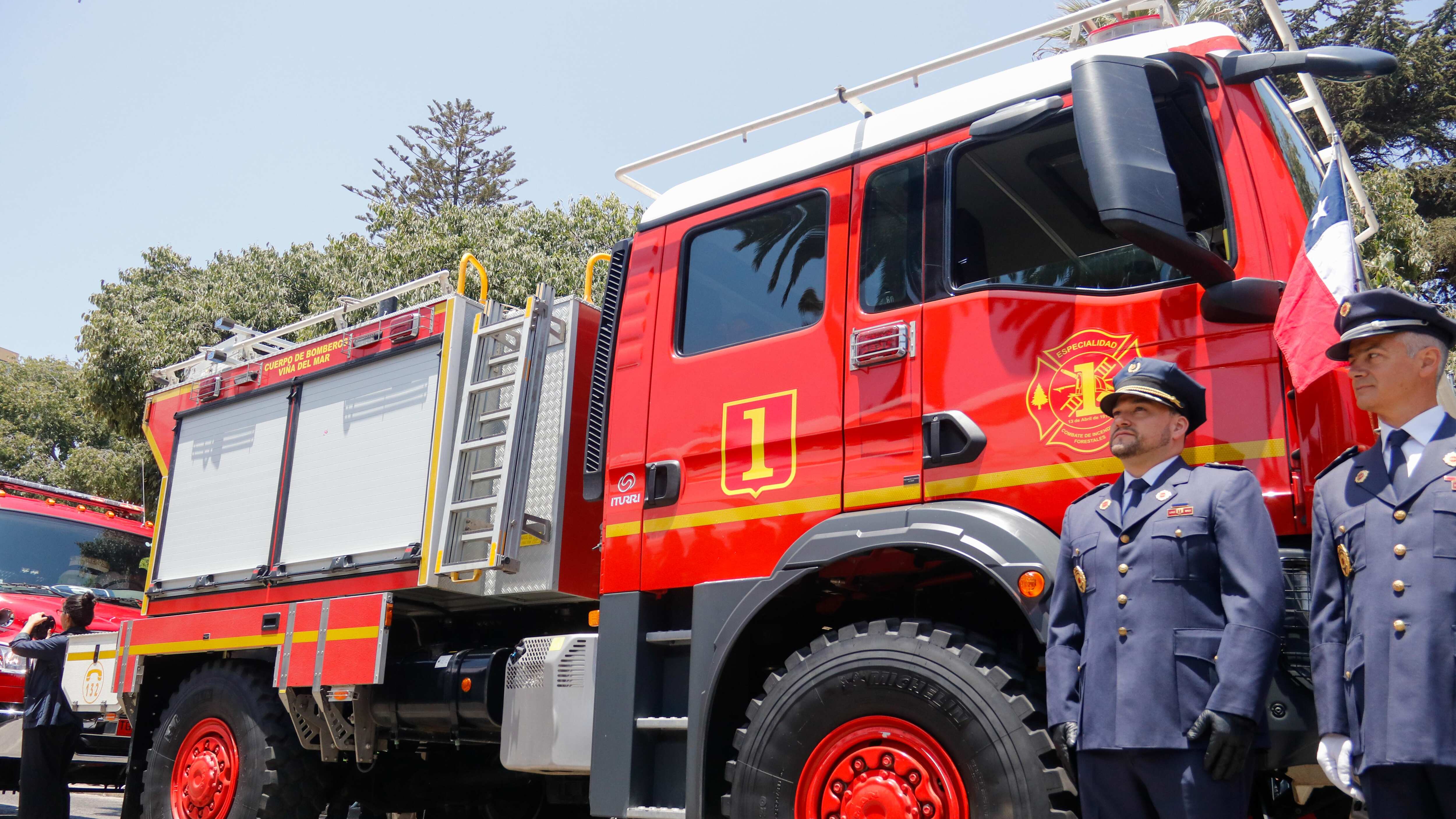 VIÑA DEL MAR: Desfile Cuerpo de Bomberos | 14 DICIEMBRE 2024/ VIÑA DEL MAR
El Cuerpo de Bomberos de Viña del Mar, realiza un desfile junto a las 10 compañías de la institución para celebrar su aniversario 140.
FOTO: SEBASTIAN RIOS MORALES/AGENCIAUNO