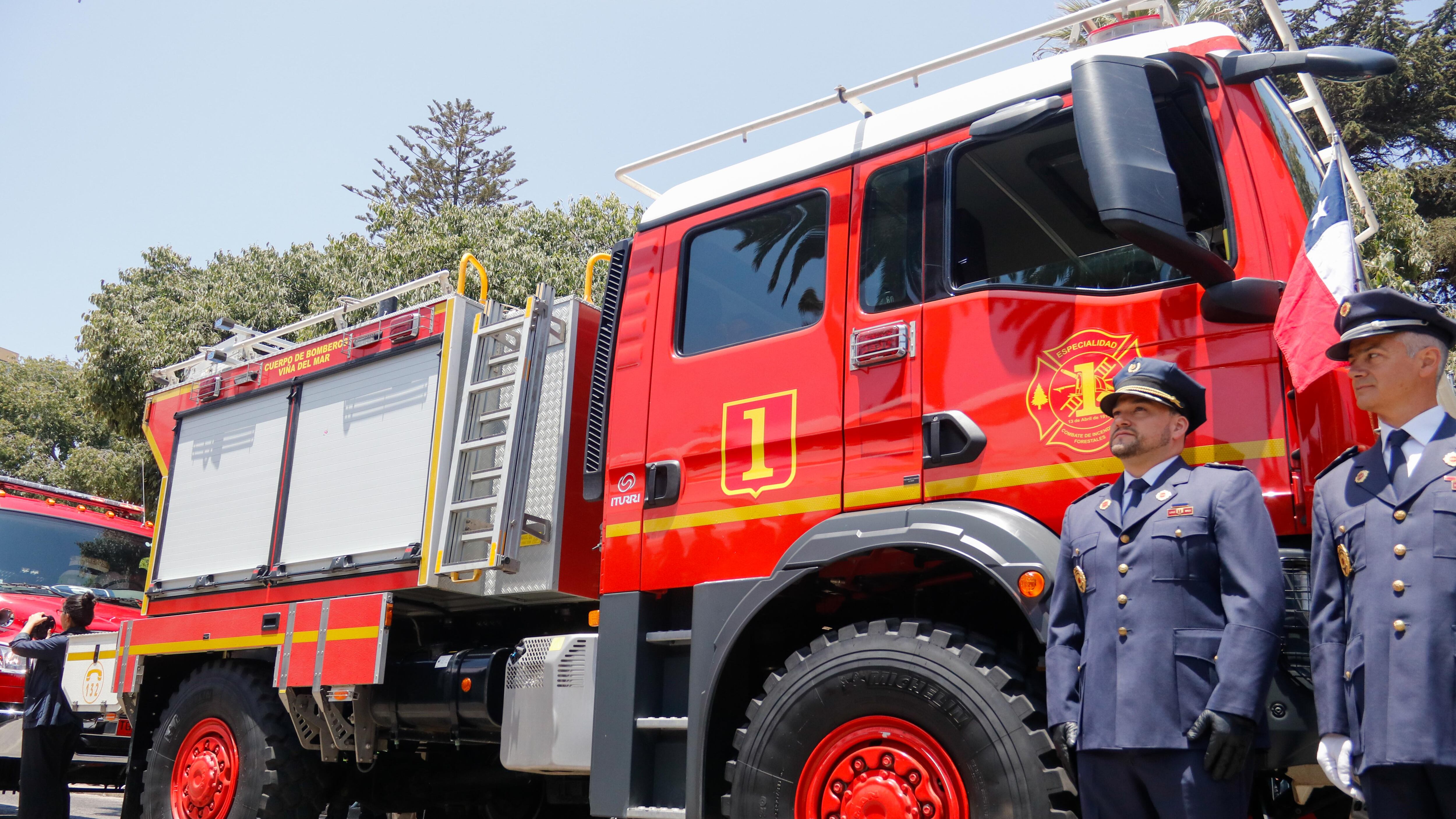 VIÑA DEL MAR: Desfile Cuerpo de Bomberos | 14 DICIEMBRE 2024/ VIÑA DEL MAR
El Cuerpo de Bomberos de Viña del Mar, realiza un desfile junto a las 10 compañías de la institución para celebrar su aniversario 140.
FOTO: SEBASTIAN RIOS MORALES/AGENCIAUNO