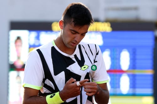 Tomás Barrios se inclinó ante Báez y se despidió del Challenger de Santiago 3