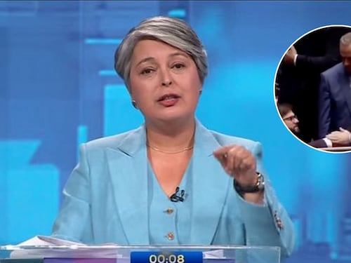 “Yo lo habría saludado de pie”: Jeannette Jara toma distancia del Presidente Boric tras gesto a Milei en Bolivia