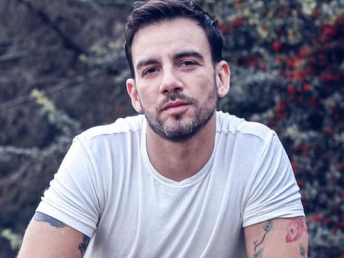“Se nos subieron los humos” y “Nos faltó apoyo psicológico”: Christian Ocaranza recordó el impacto de la fama en “Rojo”