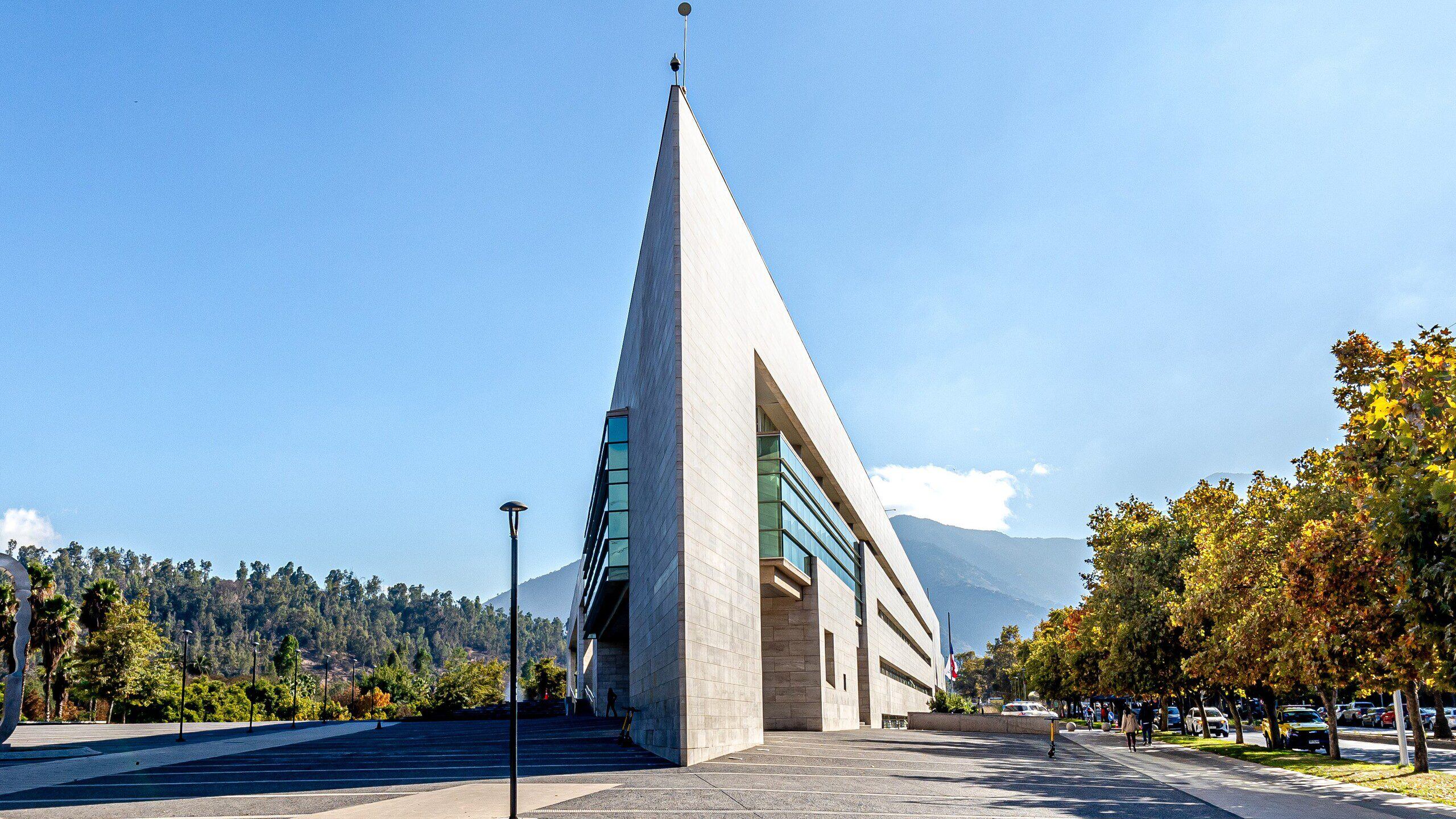 Los funcionarios que fueron grabados teniendo sexo en la Municipalidad de Vitacura, fueron identificados