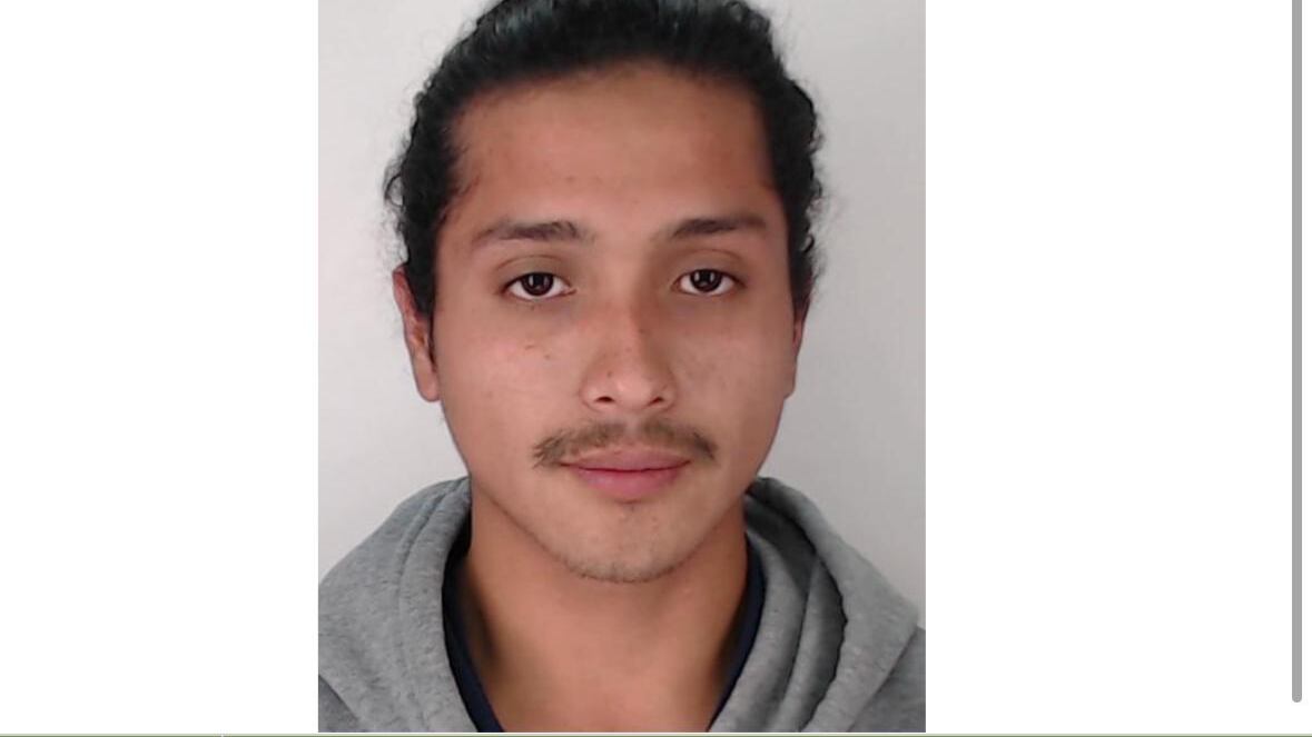 Tiene 22 años: Revelan ficha de tercer hermano implicado en triple homicidio de carabineros en Cañete