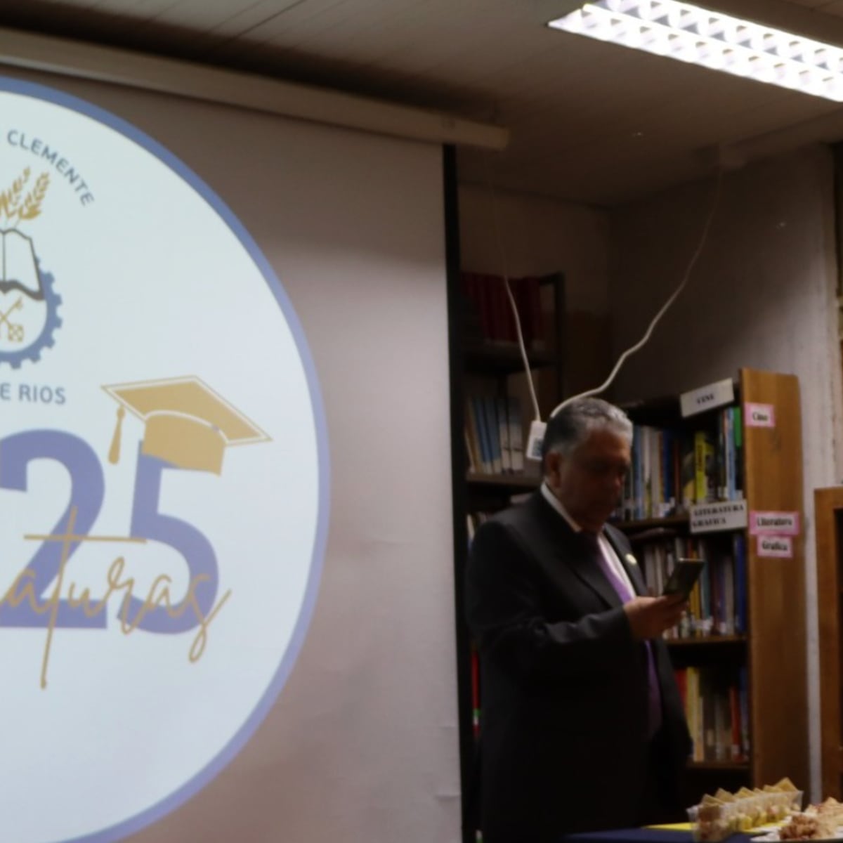 Liceo del Maule no envió notas de cuarto medio al Mineduc Liceo del Maule no envió notas de cuarto medio al Mineduc