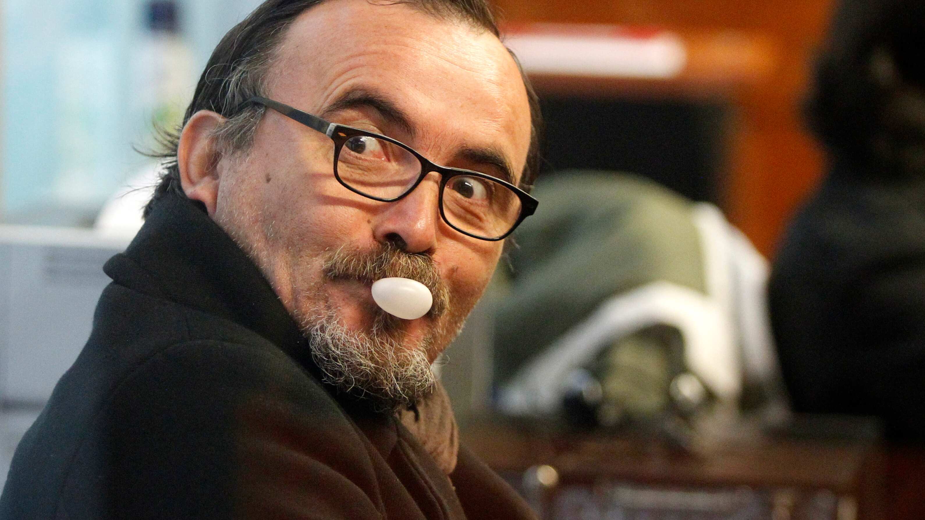 Paul Vásquez se presentará esta noche en el programa de CHV "Podemos Hablar".