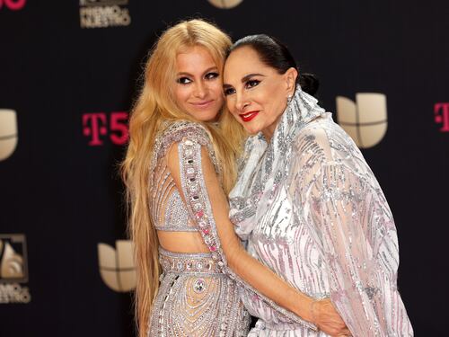 Paulina Rubio le dedica un bello mensaje a su difunta madre Susana Dosamantes