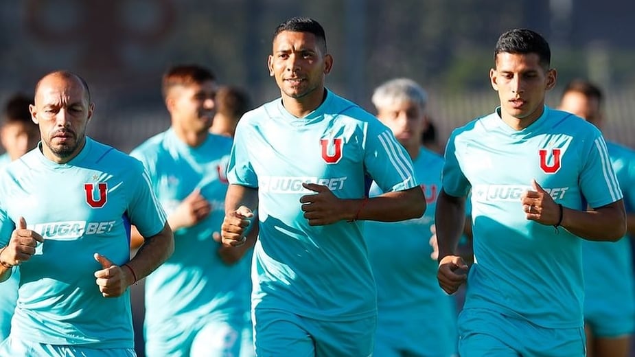 El plante de la U acordó un millonario premio en caso de vencer en el estadio Monumental.