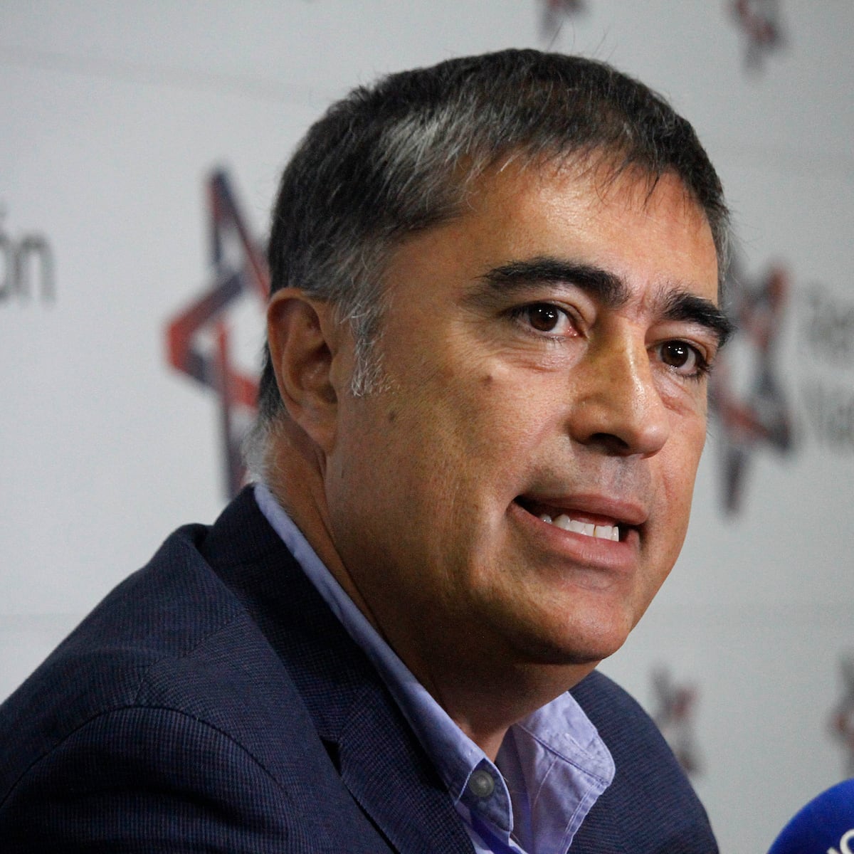 Alcalde Desbordes defiende al rector del INBA por comentarios sobre autismo Alcalde Desbordes defiende al rector del INBA por comentarios sobre autismo