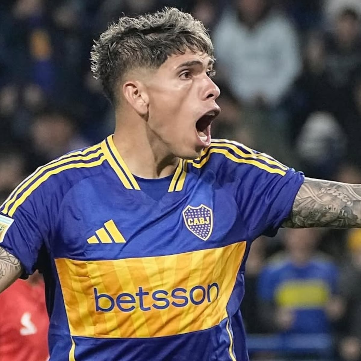 Carlos Palacios se defiende de acusaciones de prensa por ausencia en entrenamiento con Boca Carlos Palacios se defiende de acusaciones de prensa por ausencia en entrenamiento con Boca