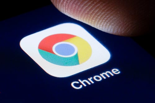 ¡Peligro en Chrome! La lista de extensiones de IA que debes borrar hoy mismo para evitar robos
