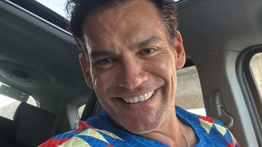 El actor chileno confirmó en una entrevista en México que se encuentra en una relación sentimental formal luego de su separación definitiva con Angélica Castro.