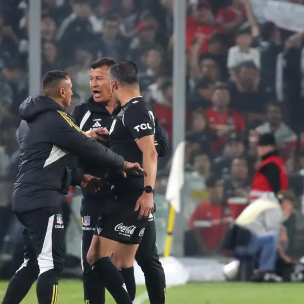 Jorge Almirón sancionado: tres fechas sin dirigir desde la cancha Jorge Almirón sancionado: tres fechas sin dirigir desde la cancha