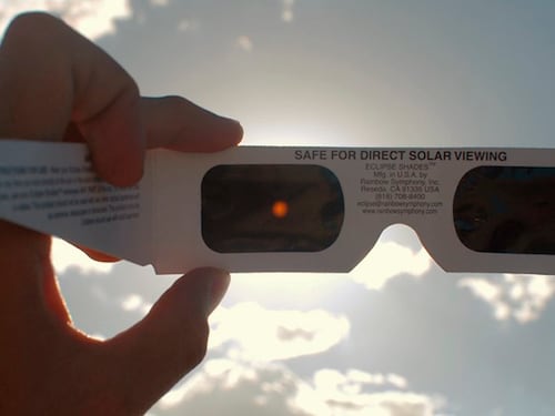 Eclipse solar: ¿Realmente es peligroso mirar directamente al sol? Estos serían los efectos