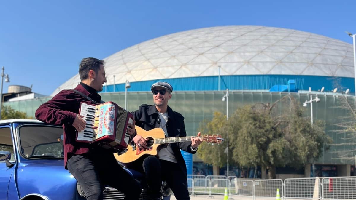 Los Vásquez tirarán la casa por la ventana para celebrar sus 15 años de carrera