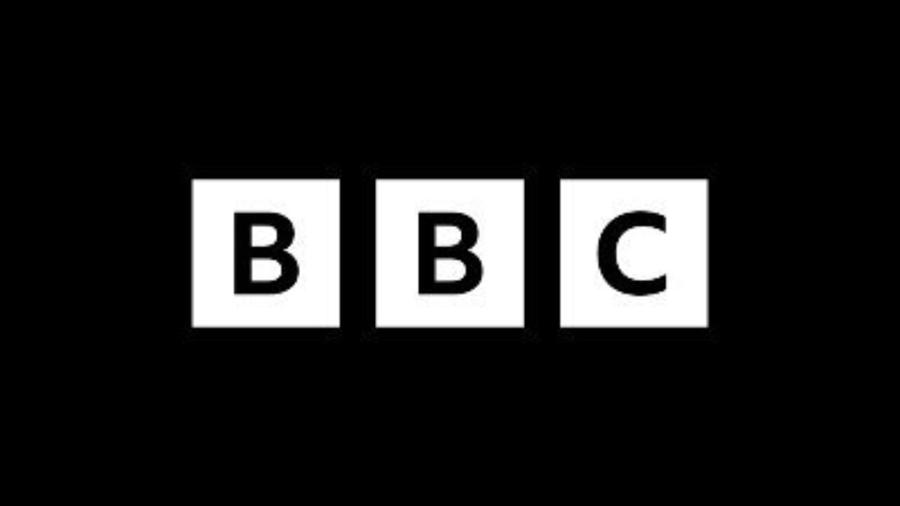 BBC logo de luto.