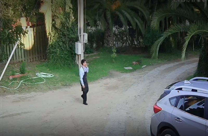 La aparición del nuevo video aumenta la presión para reabrir diligencias y volver a empadronar a todo el personal del local.