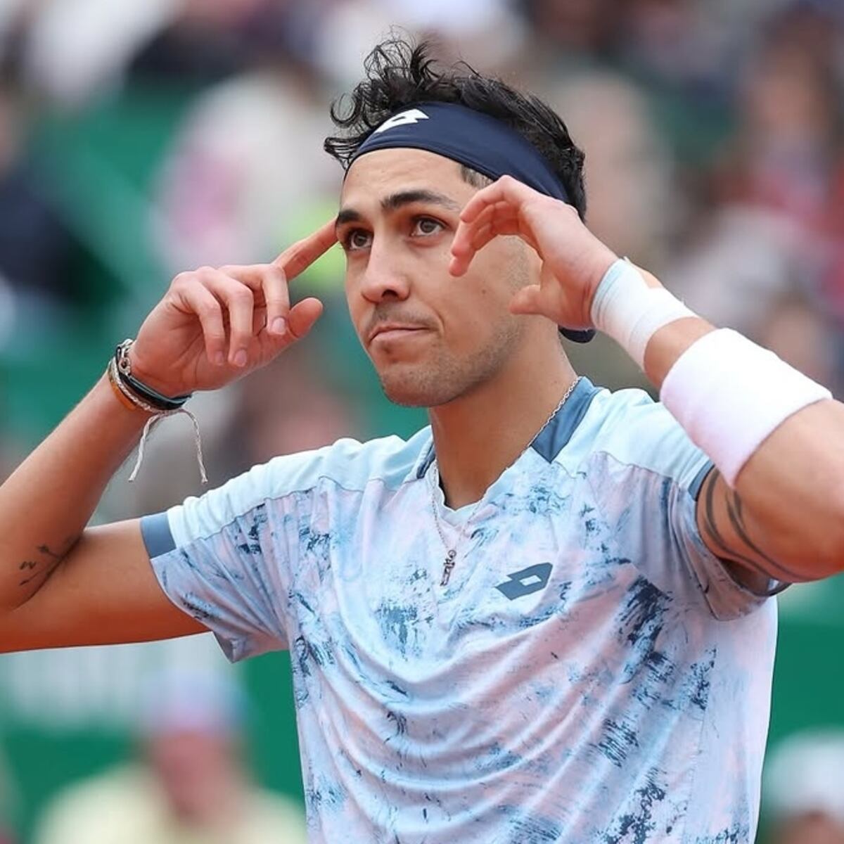Alejandro Tabilo se retira de tres torneos ATP por lesión en la muñeca Alejandro Tabilo se retira de tres torneos ATP por lesión en la muñeca