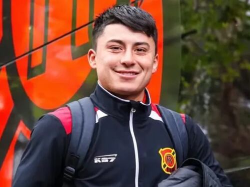 Jugador de Rangers, Javier Araya, anuncia su retiro del fútbol a los 20 años: “Estoy combatiendo una depresión”