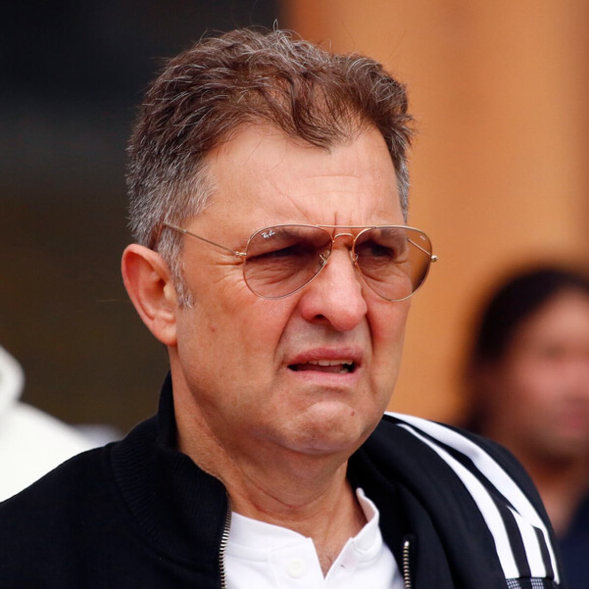 Director de Blanco y Negro agrede a Aníbal Mosa en el Monumental Director de Blanco y Negro agrede a Aníbal Mosa en el Monumental